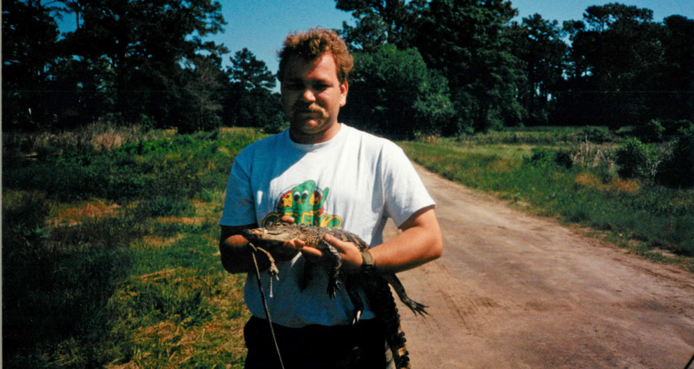 alligator tagging Picture